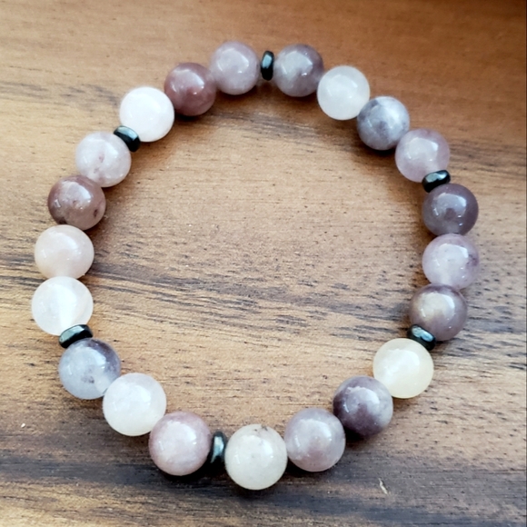 Hand Crafted Jewelry - Purple Berry Quartz Beads Bracelet